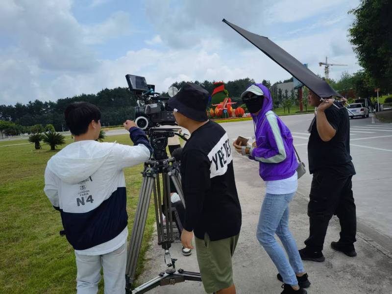 达尔罕茂明安联合旗极致互动，未来愿景宏大，致力于成为全球领先的产品宣传视频企业